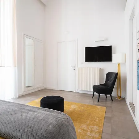 Fourooms - Sparano 4*