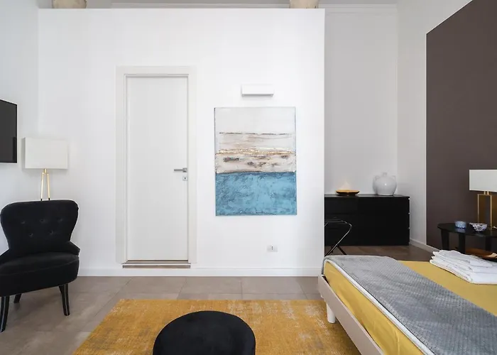 Pensionat Fourooms - Sparano 4*