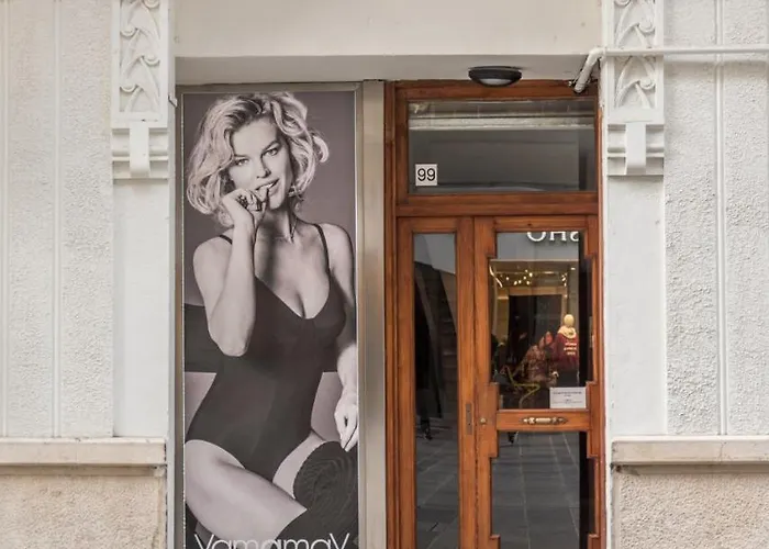 Pensionat Fourooms - Sparano 4*